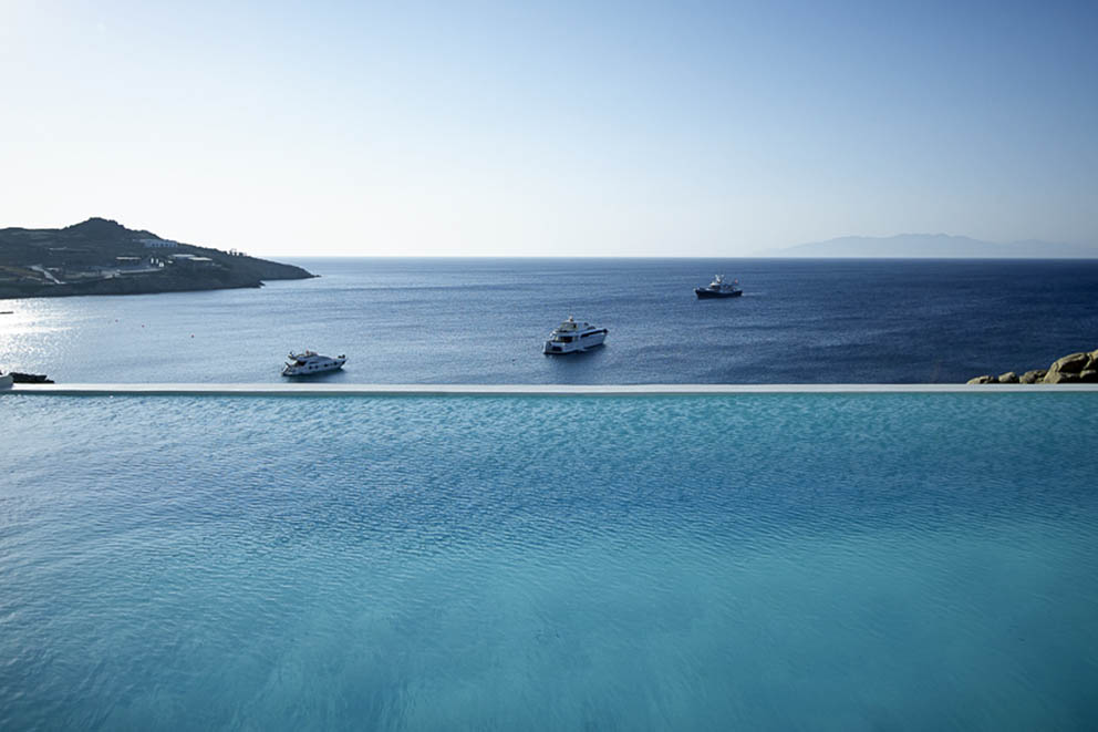 Paradise Bay Complex