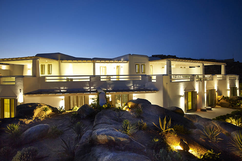 Paradise Bay Complex