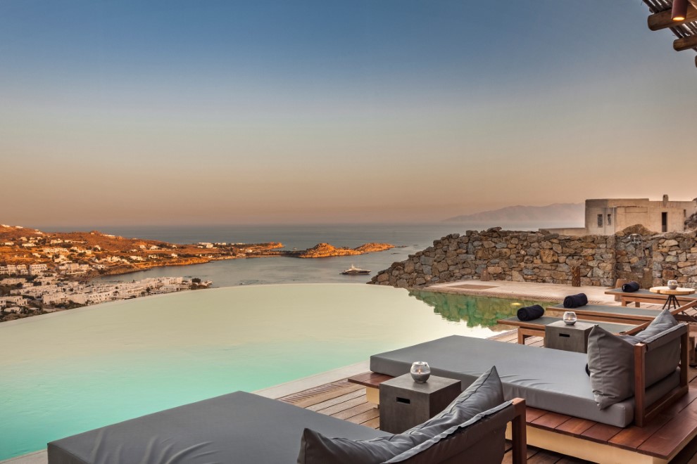 Psarou Retreat
