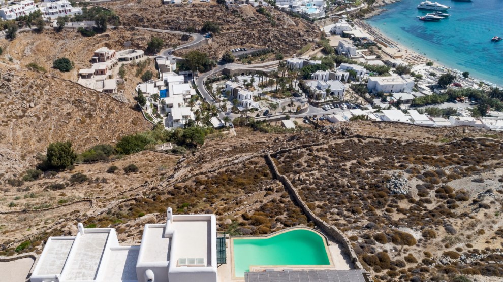 Psarou Retreat