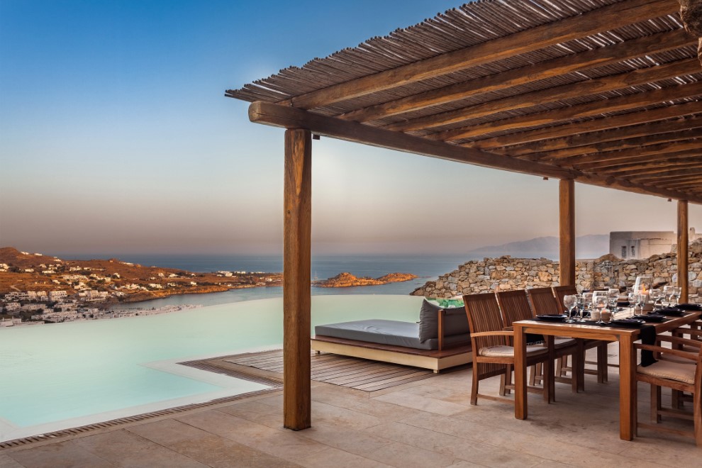 Psarou Retreat
