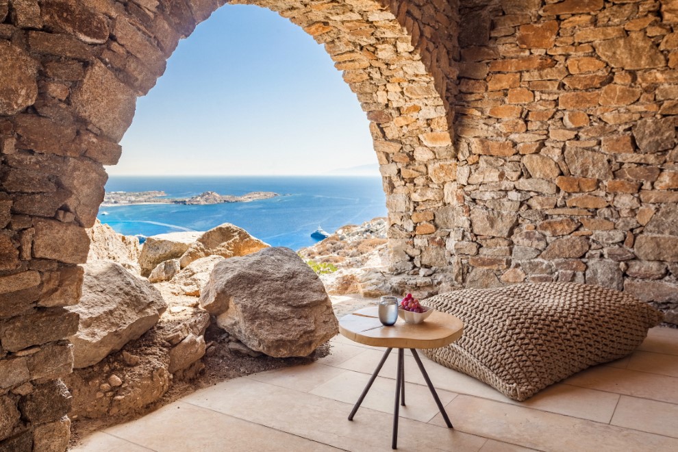 Psarou Retreat